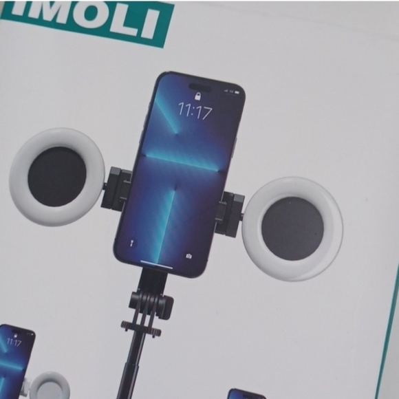 Black Selfie Stick Tripod - Picture 6 of 7